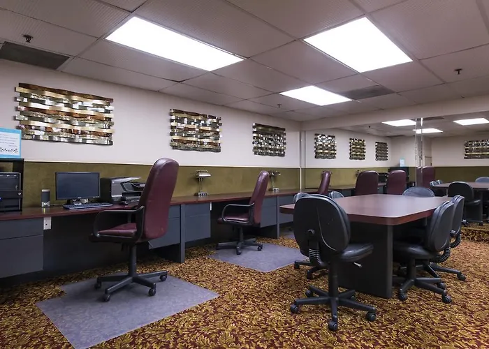 Grand Vista Hotel Simi Valley