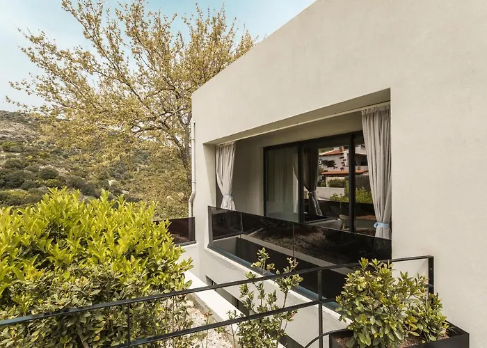 Sougia Hotels