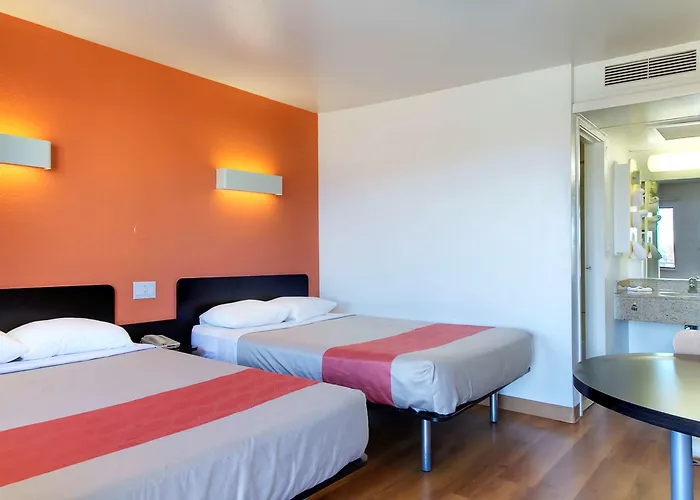 Motel 6 Capitol Heights, Md - Washington Largo