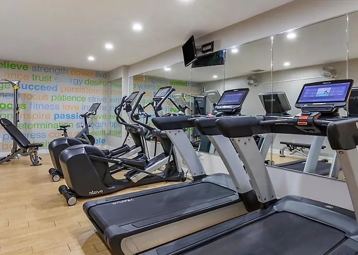 Bluegreen Vacations Odyssey Dells Resort Lake Delton