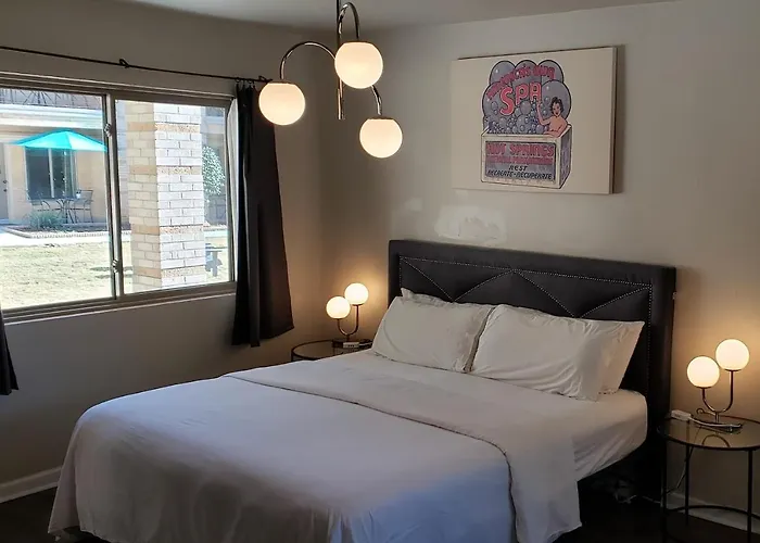 The Happy Hollow Hot Springs