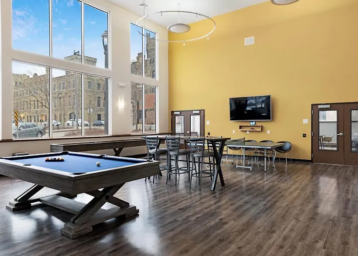 Kasa Westown Milwaukee Aparthotel