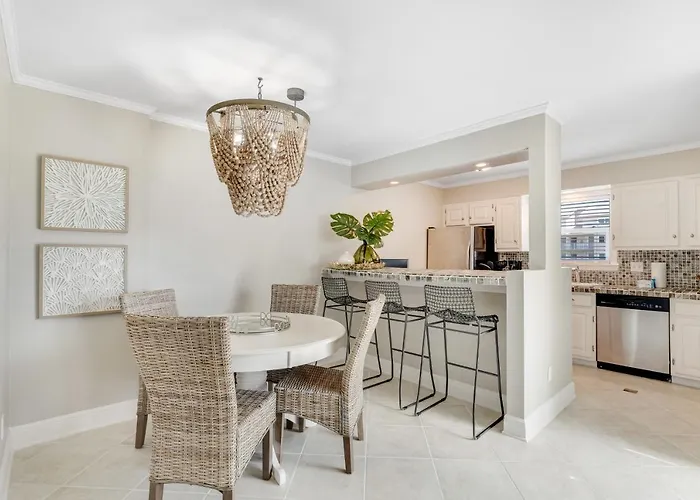 Boardwalk Apartment Pensacola Beach