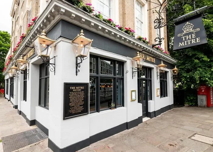 Greenwich Hotels