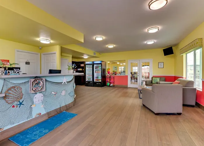 The Island Hotel Near Beach Port Aransas