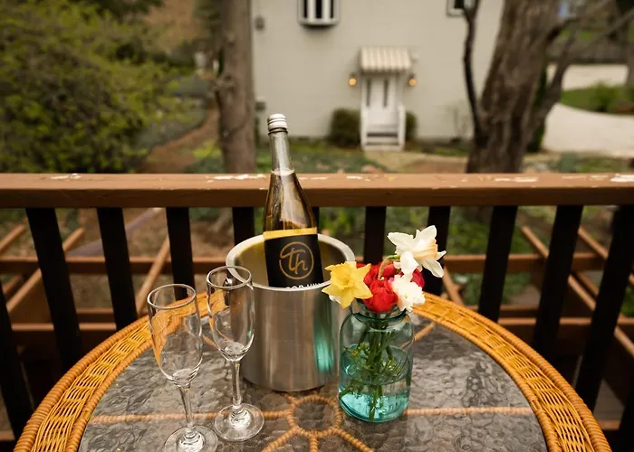 Garden Grove Inn Bed And Breakfast Union Pier