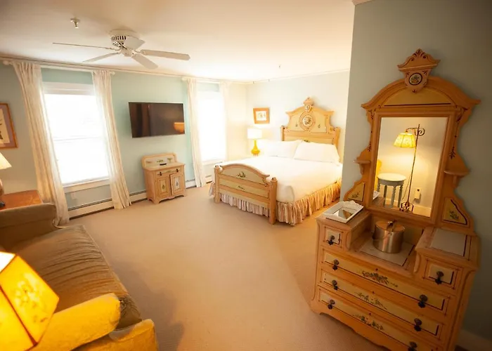 Yellow House Inn Bar Harbor