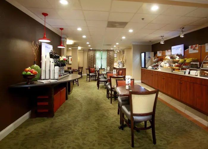 Holiday Inn Express Hotel & Suites - Atlanta/Emory University Area By Ihg Decatur