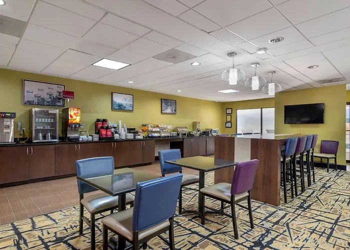 Best Western Plus Mcdonough Inn & Suites
