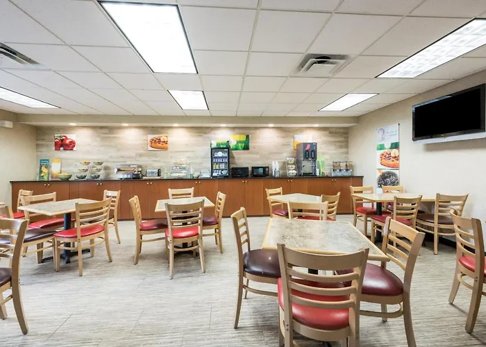 Quality Inn & Suites Fishkill South Near I-84