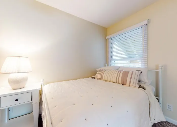 Sea Colony --- 52004 Canal Bethany Beach