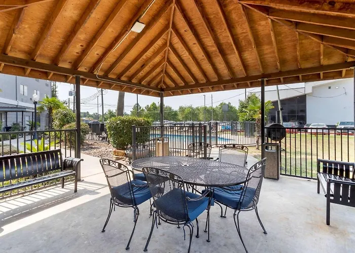 Comfort Suites Kingwood, Humble, New Caney, Houston Iah Airport