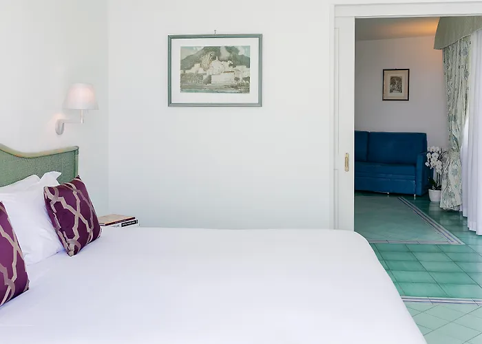 Amalfi Hotels