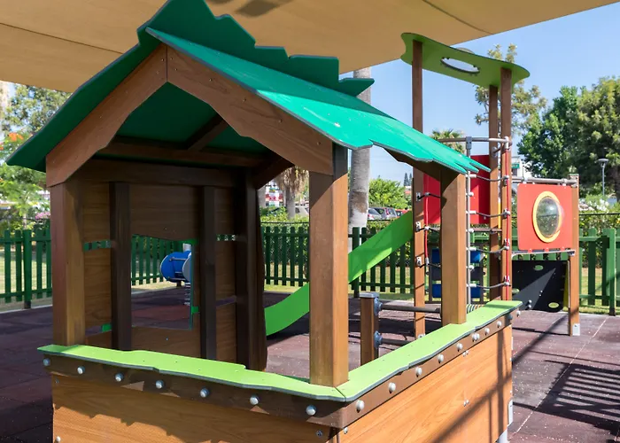 Golden Bay Beach Hotel Larnaca