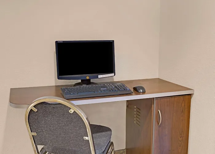 Microtel Inn & Suites Cheyenne