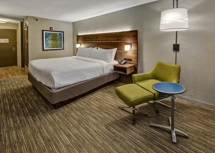 Holiday Inn Express Louisville Airport Expo Center By Ihg