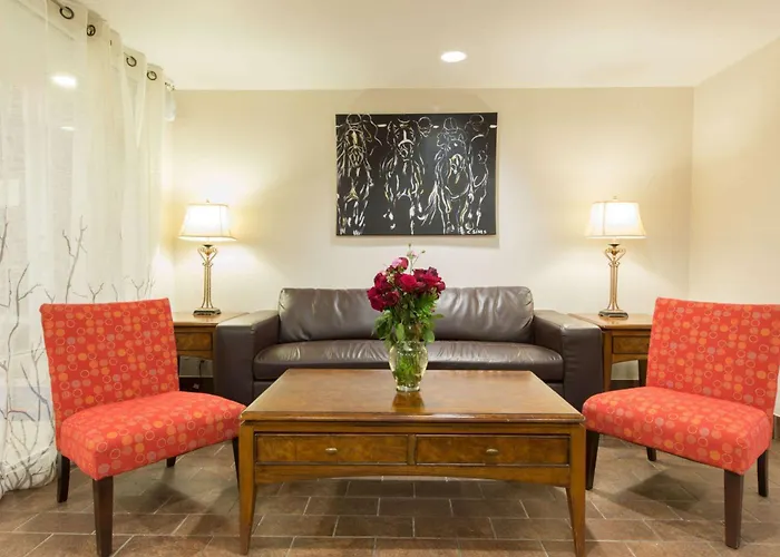 Baymont By Wyndham Louisville East