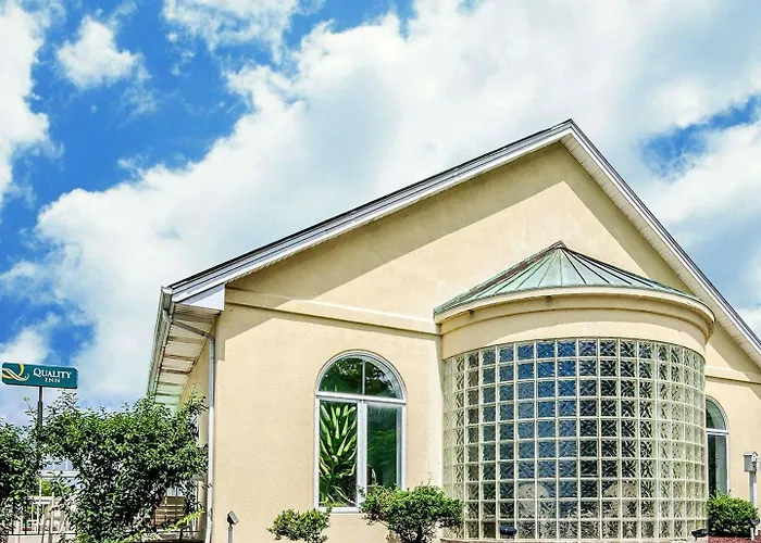 Quality Inn London North