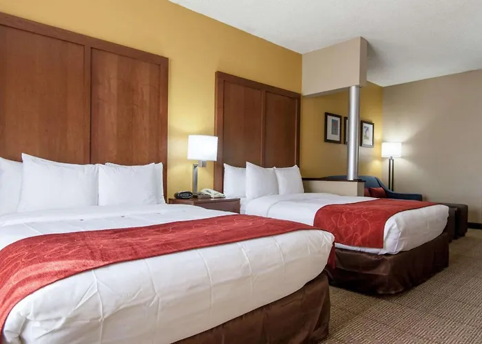 Comfort Suites Tulsa Central