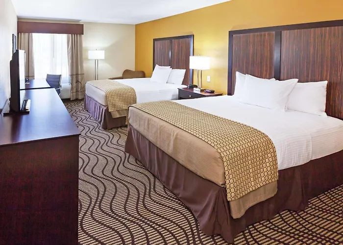 La Quinta By Wyndham Floresville