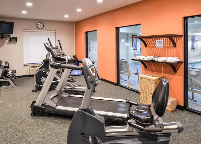 Holiday Inn Express Hotel & Suites Clifton Park By Ihg