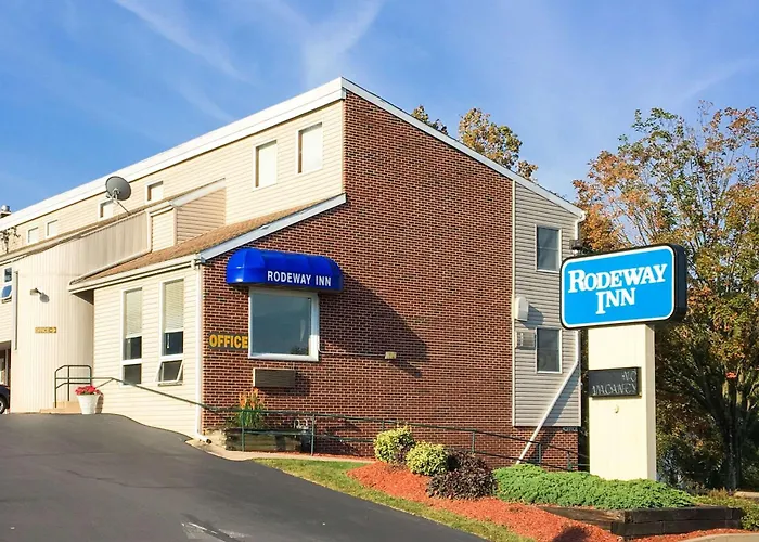 Rodeway Inn State College - Near University