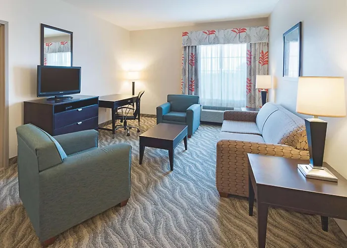 La Quinta By Wyndham Glen Rose Hotel