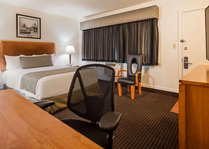 Best Western Pine Tree Motel Chino