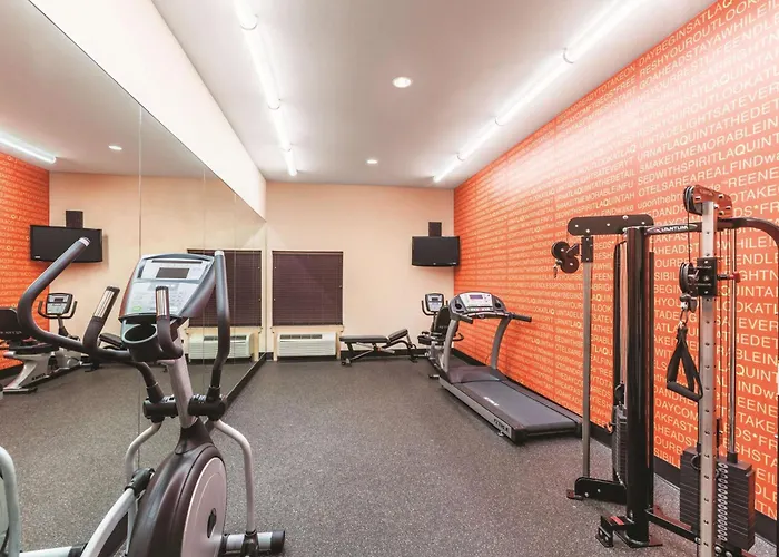 La Quinta By Wyndham Houston Iah Bush Intl Airport E Hotel Humble