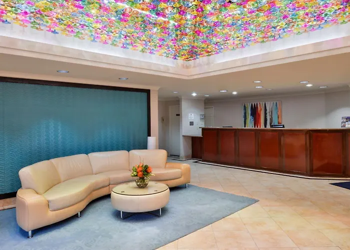 Best Western Plus La Mesa San Diego