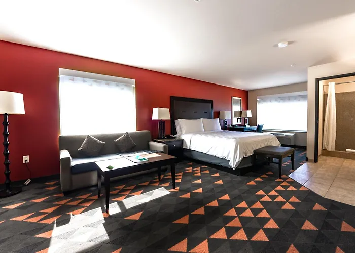 Holiday Inn Oceanside Marina Camp Pendleton By Ihg