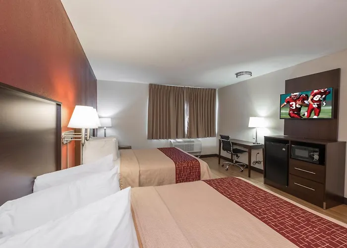 Red Roof Inn Plus+ Poughkeepsie Spackenkill