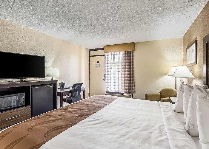 Quality Inn Forest City