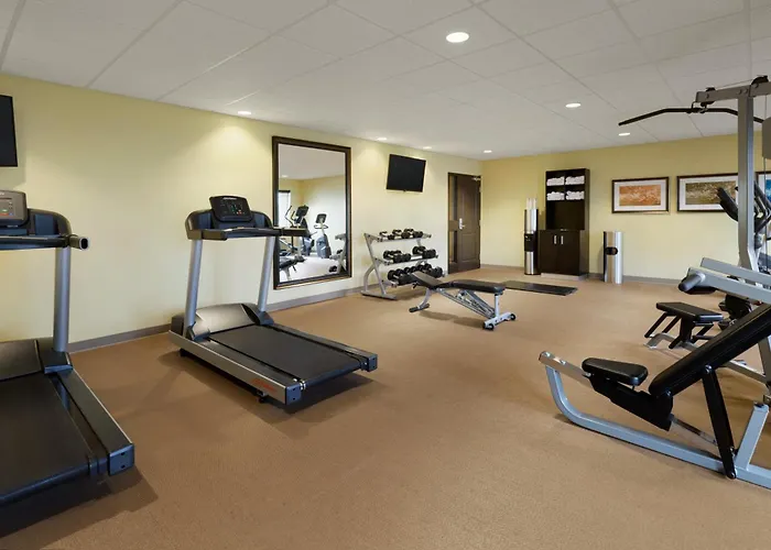 Staybridge Suites West Edmonton By Ihg