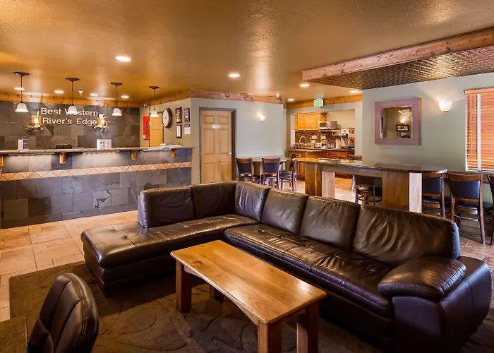 Best Western Rivers Edge Red River