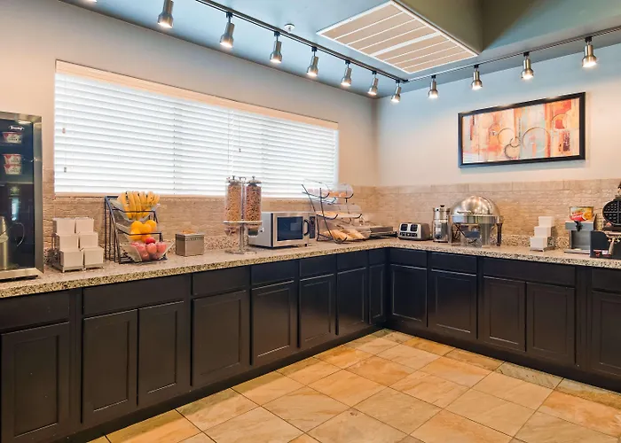 Best Western Plus Sand Bass Inn And Suites Madill