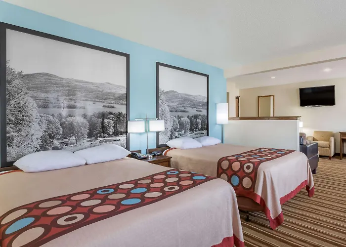 Super 8 By Wyndham Danville Va