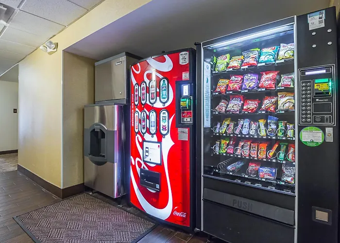 Red Roof Inn Plus + Phoenix West