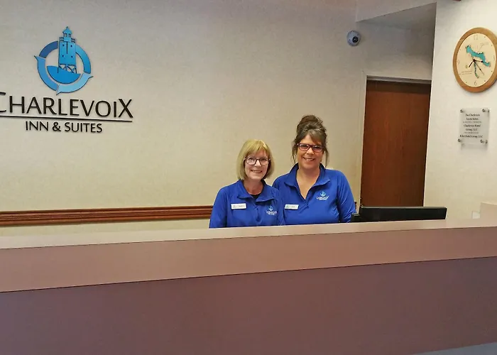 Charlevoix Inn & Suites Surestay Collection By Best Western