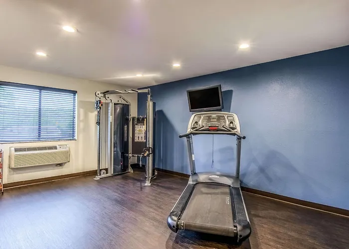 Country Inn & Suites By Radisson, Muskegon, Mi