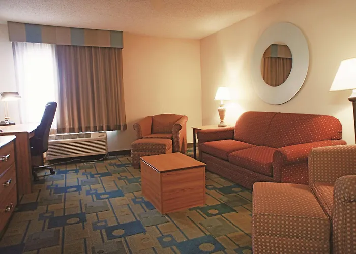 La Quinta By Wyndham El Paso East Hotel