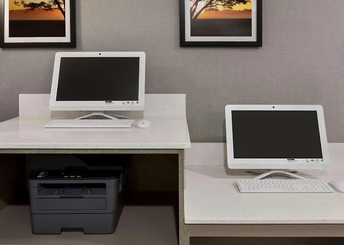 La Quinta By Wyndham Dublin Hotel