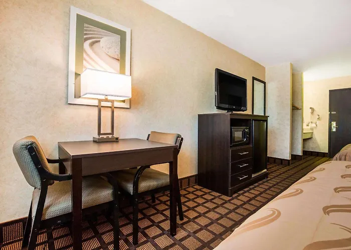 Quality Inn Monee I-57