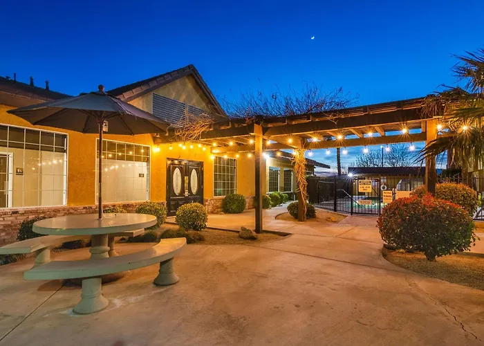 Comfort Inn & Suites Mojave