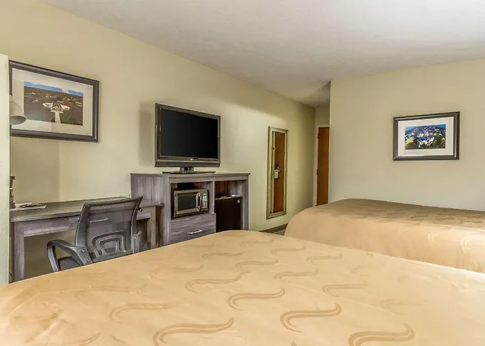 Quality Inn & Suites North Lima - Boardman