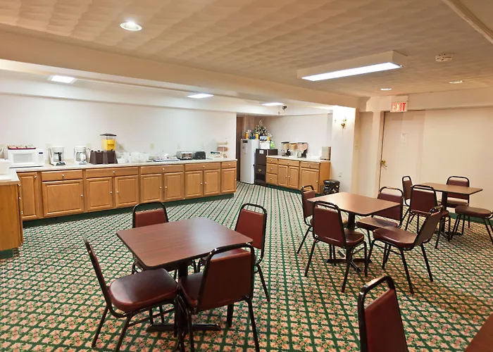 Baymont By Wyndham Lake George