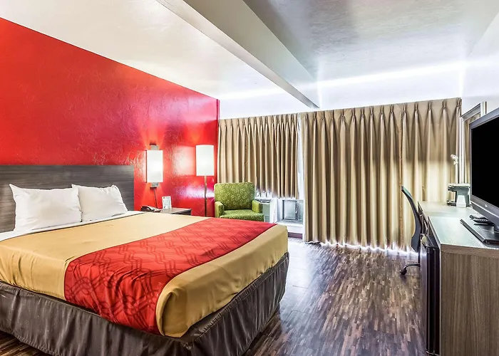 Econo Lodge Near Snake River Idaho Falls