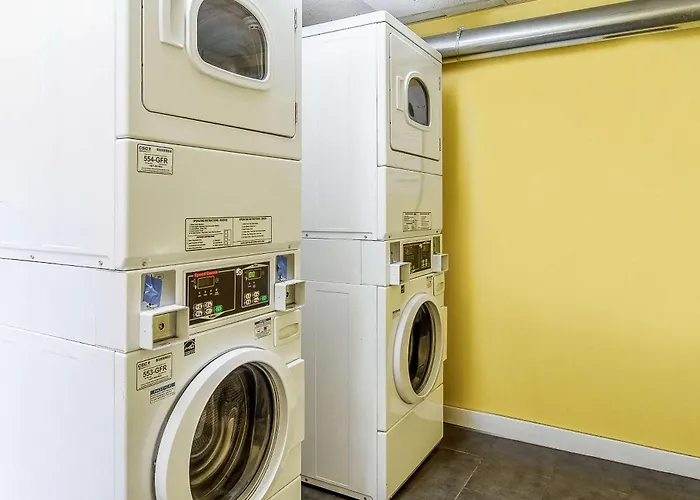 Red Roof Inn & Suites Middleborough