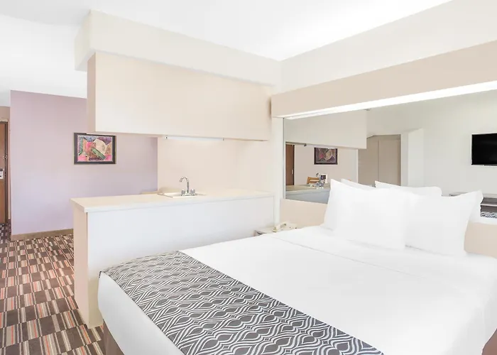 Microtel Inn And Suites By Wyndham Appleton