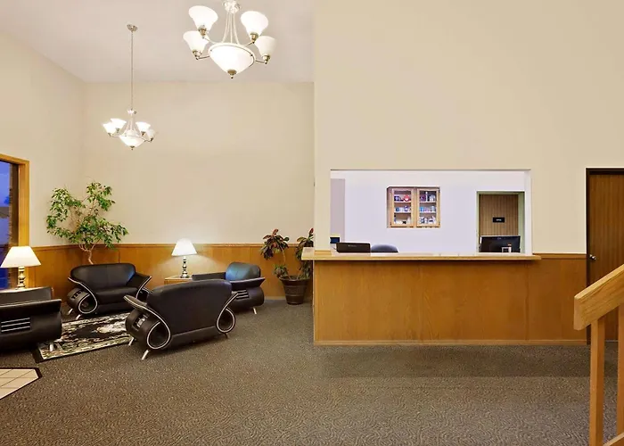 Super 8 By Wyndham Fayetteville